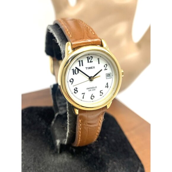 Timex Women's Watch T2J761 Indiglo Quartz Brown Leather Band Petite Date 25mm - Picture 13 of 14